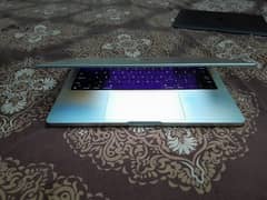 MACBOOK PRO M1 2021 16 GB / 512 GB