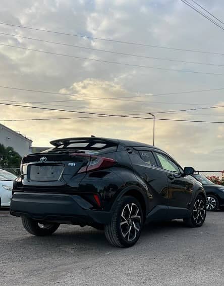 Toyota CHR 2017 ISLAMABAD REG 4