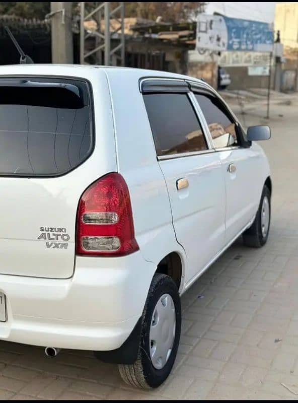 Suzuki Alto 2011 6