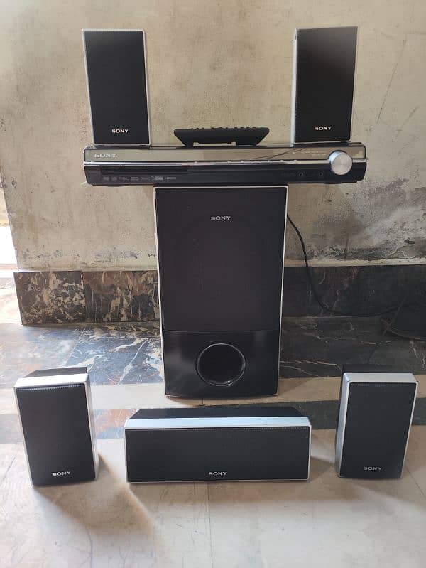 Sony Home Theater system 5.1 0