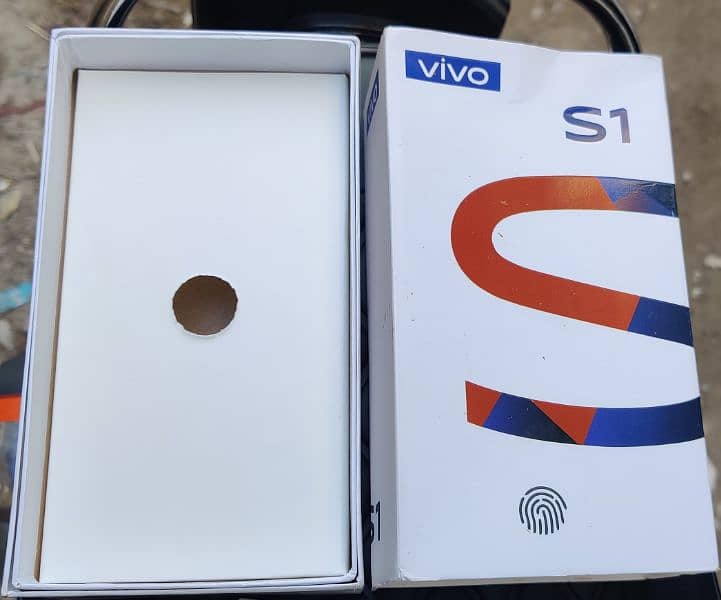 Vivo S1 Good Condition 4