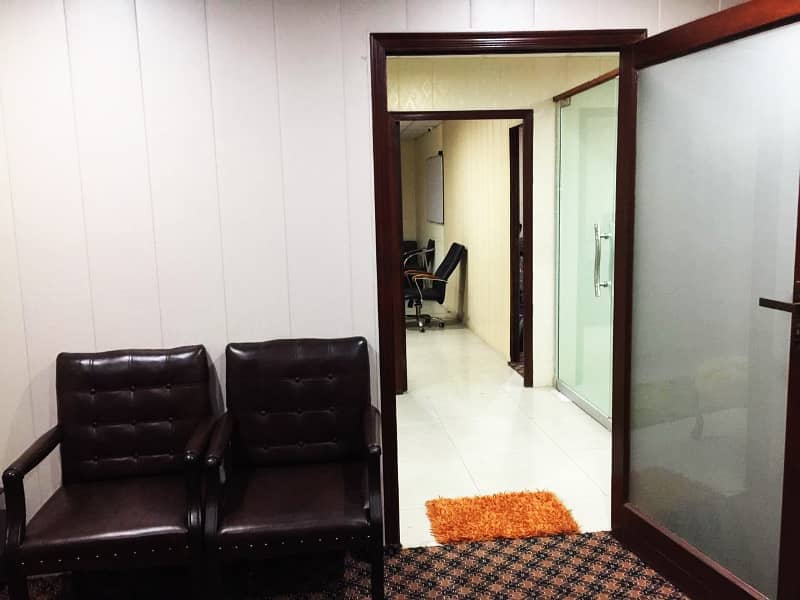 1800 Sq Feet Fully Furnished Office Original Pictures Reasonable Rent On Main Boulevard Gulberg For Rent 3