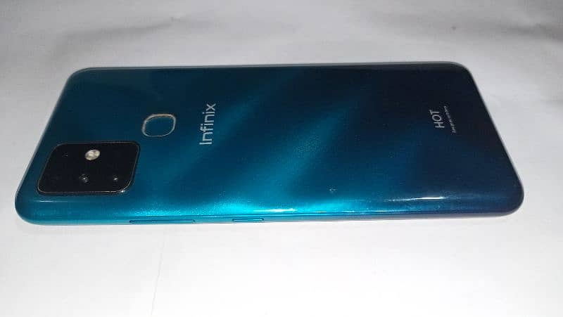 Infinix Hot 10 4/64 1