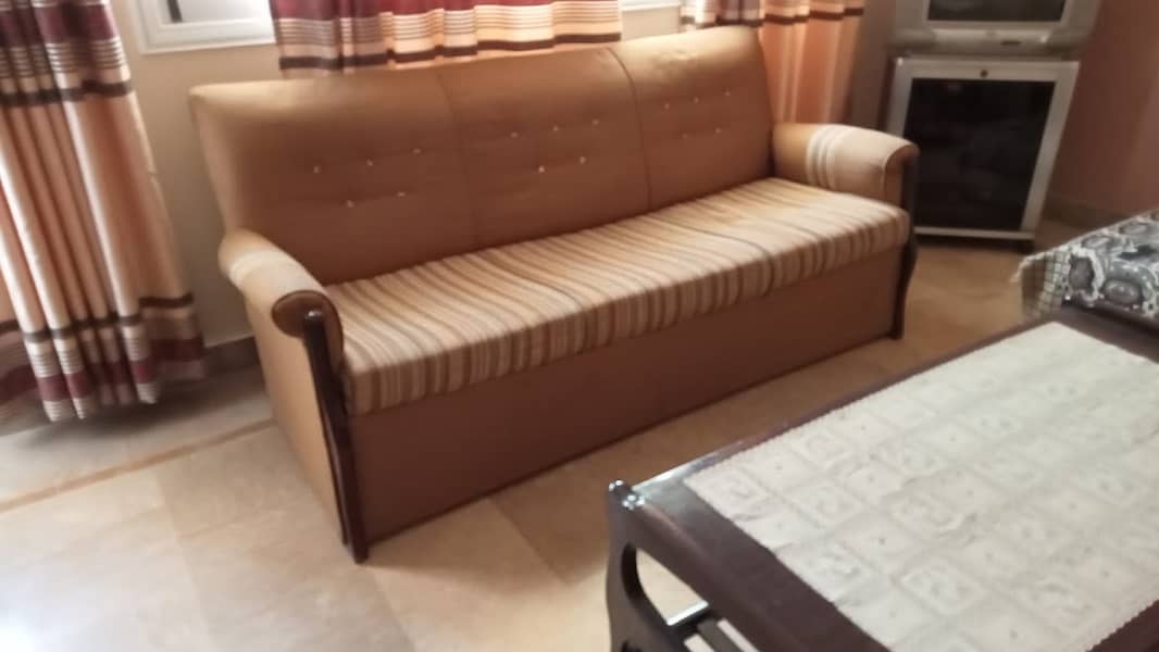 Teak wood 5 Seater Sofa Set With Tables 2