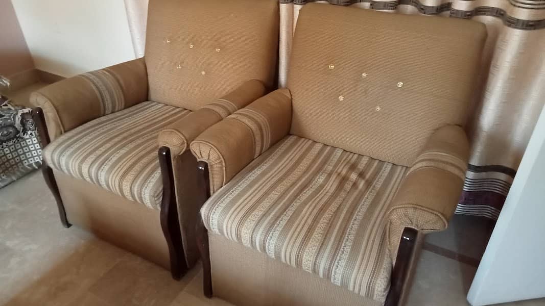 Teak wood 5 Seater Sofa Set With Tables 3