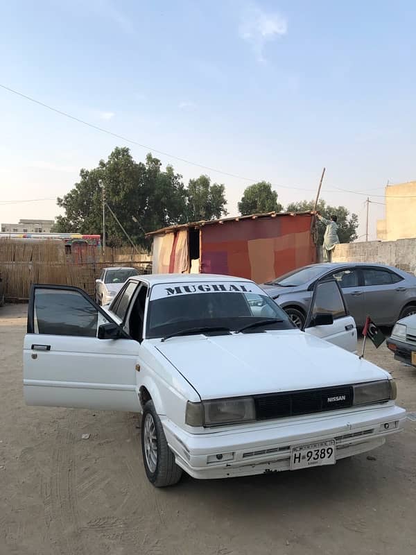 Nissan Sunny 1988 Japanese 3