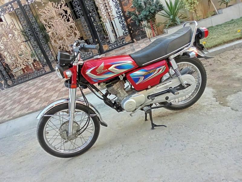 HONDA CG 125 2023 1