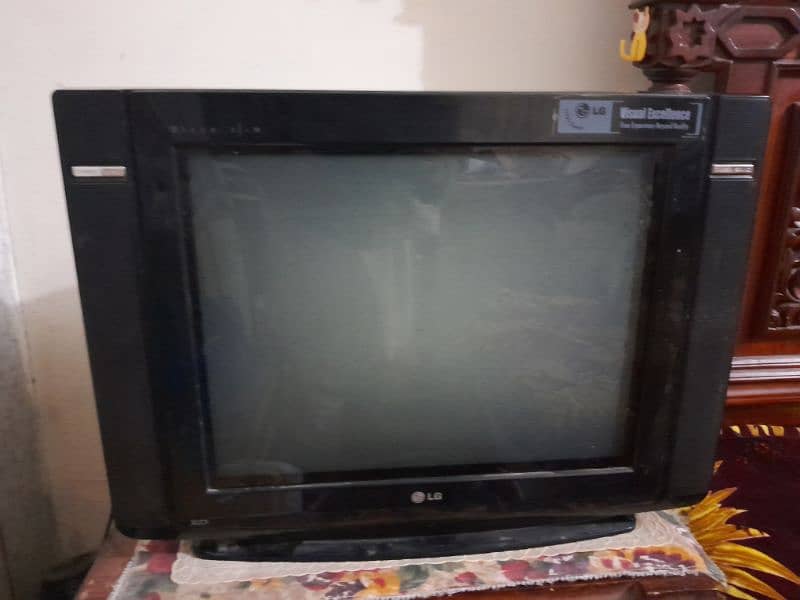 LG TV 1