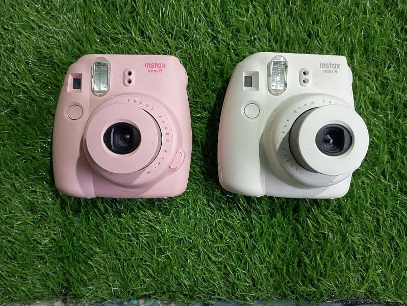 Instax mini 11 / Polaroid camera 1