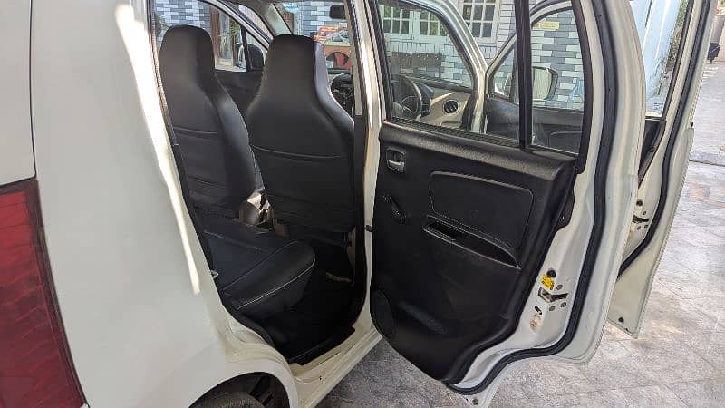 Suzuki Wagon R 2017 12