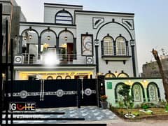 10 Marla House for Sale in Bahria Orchard Lahore | Prime Location & Affordable Price