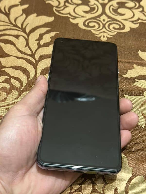 OnePlus 9  12/256 4