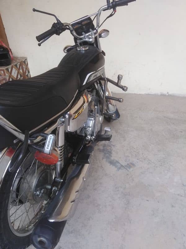 Honda 125 self Start 1