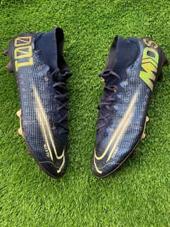 nike football shoes