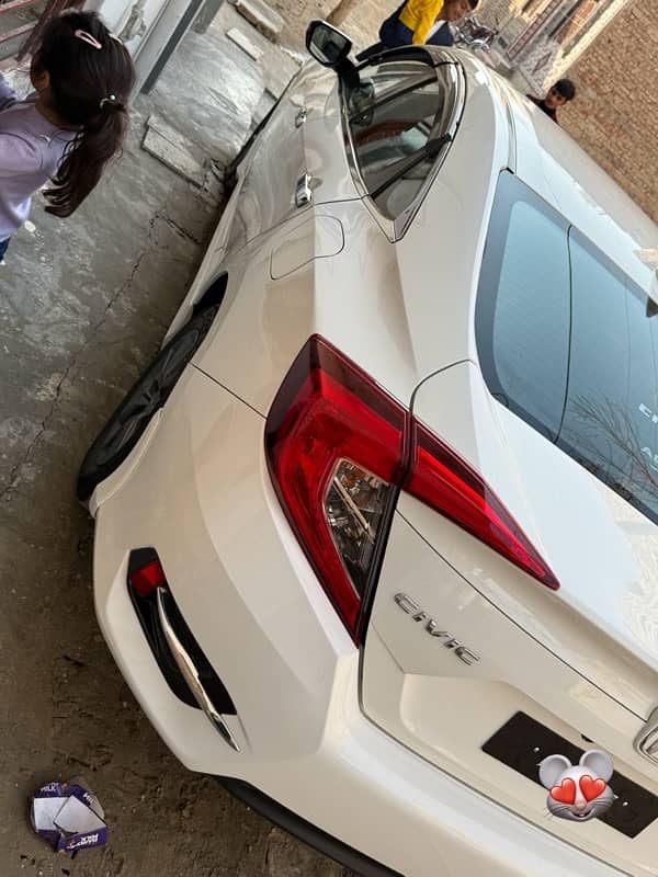 Honda Civic Oriel 2019 3