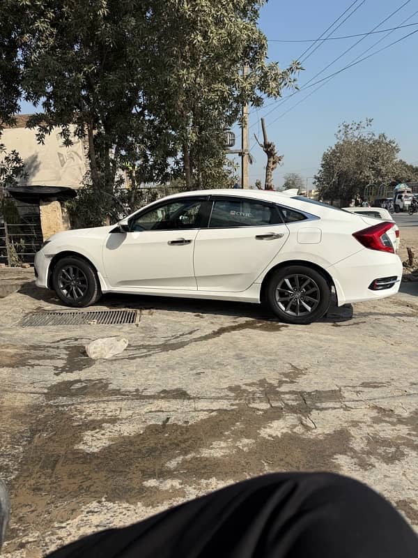 Honda Civic Oriel 2019 5