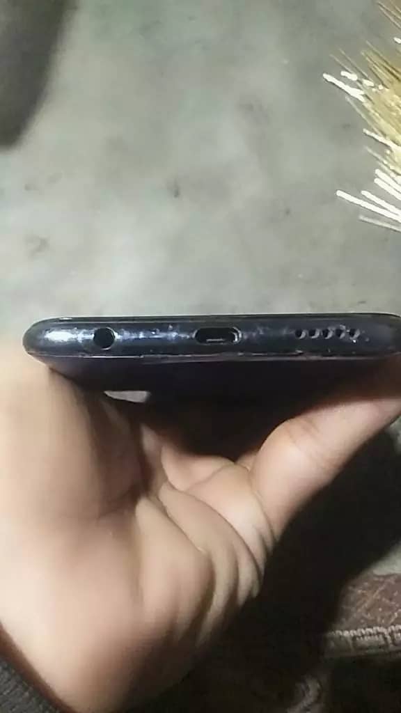 Huawei y9 for sale 4/64 all ok wtp nbr 03224044626 3