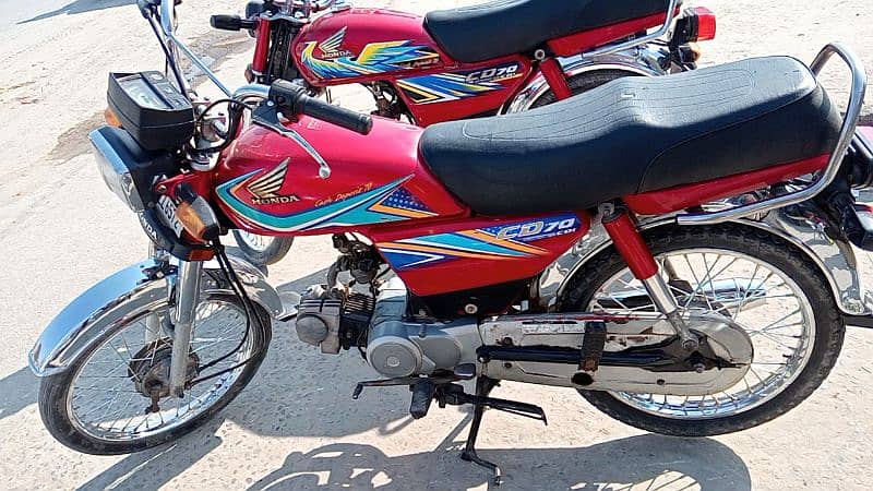 Honda CD 70 model 2019 Lahore number 5