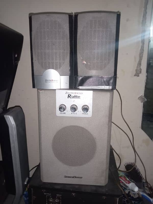 speaker far sale urgent 0