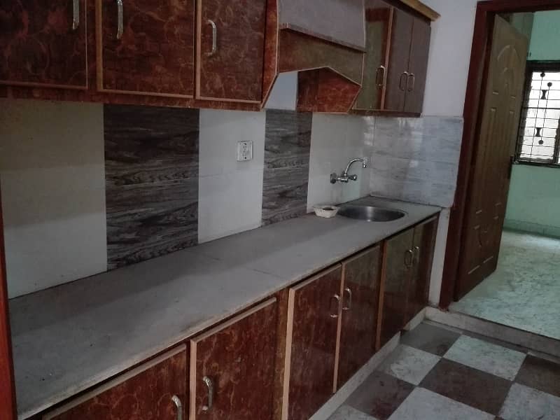 Upper Portion Available For rent In Gosha-e-Ahbab - Phase 3 2