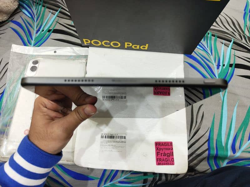 POCO PAD 12.1 inch 5G 8/256 full warranty 6