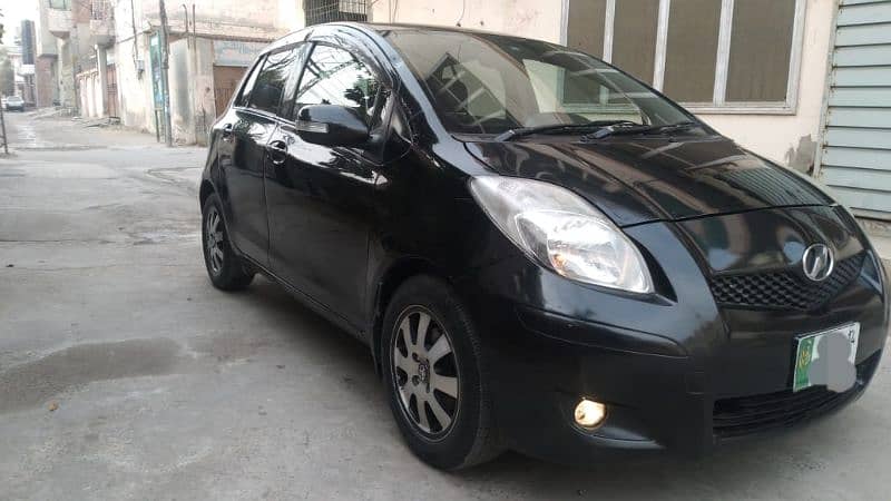 Toyota Vitz 2010/2014 10