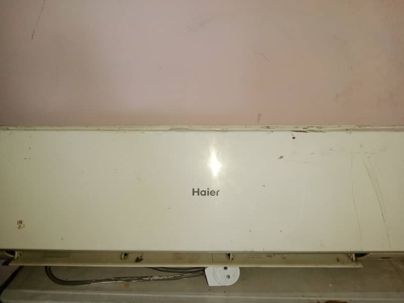 Used Ac for urgent sale 0