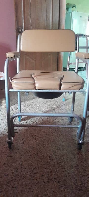 commode chair 1