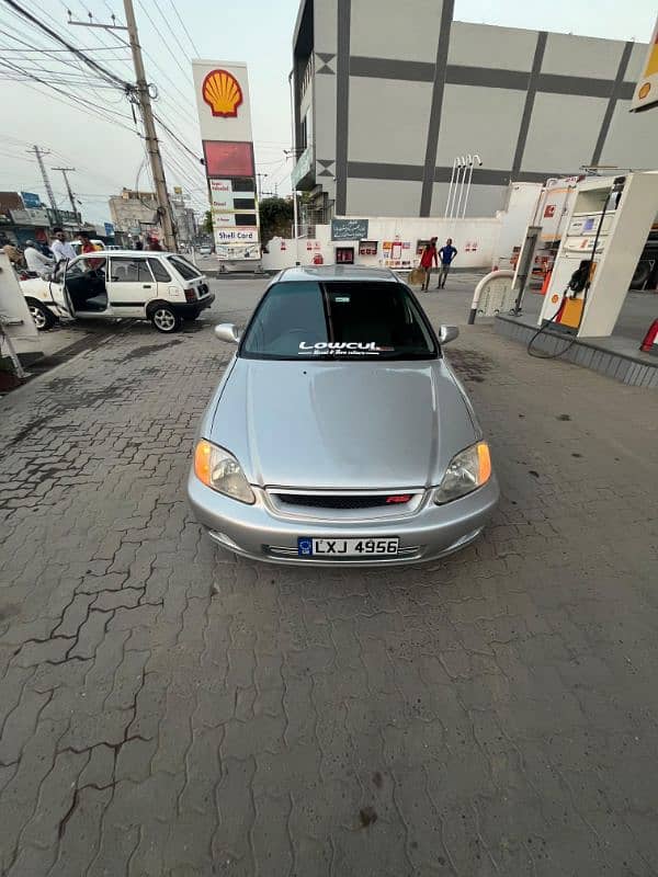 Honda Civic VTi 1999 9