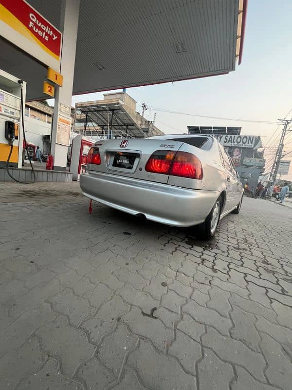 Honda Civic VTi 1999 13