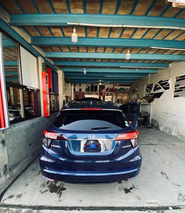 Honda Vezel 2015 1