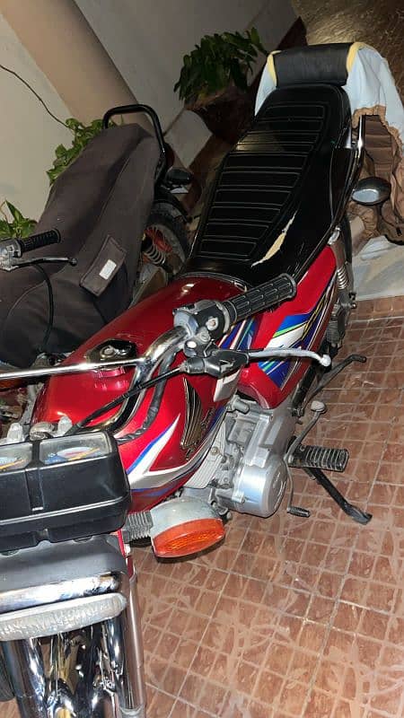 Honda cg. 125 sell in good condition 0