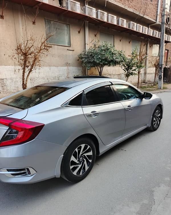 Honda Civic VTi Oriel Prosmatec 2018 5