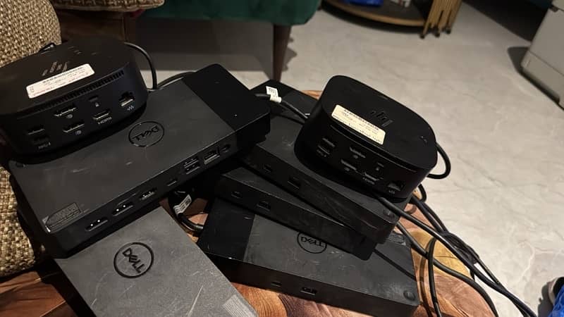 Dell Docking Station WD19S 1