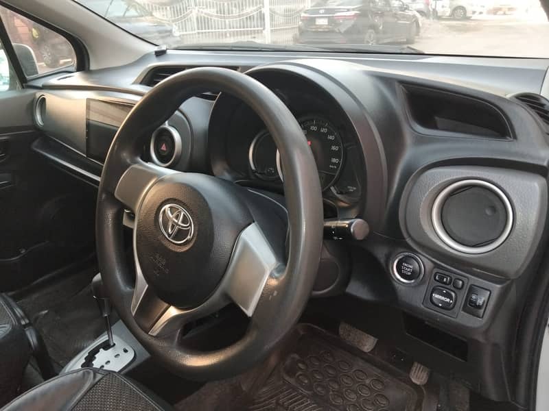 Toyota Vitz 2013/2016 Jewela Push start 9