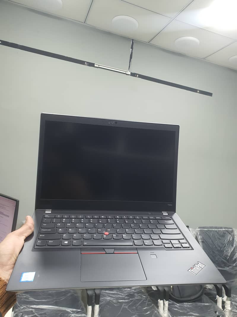 Lenovo T480s Core i5 8th Generation/Laptop for sale/8 GB RAM/256 GB SS 2