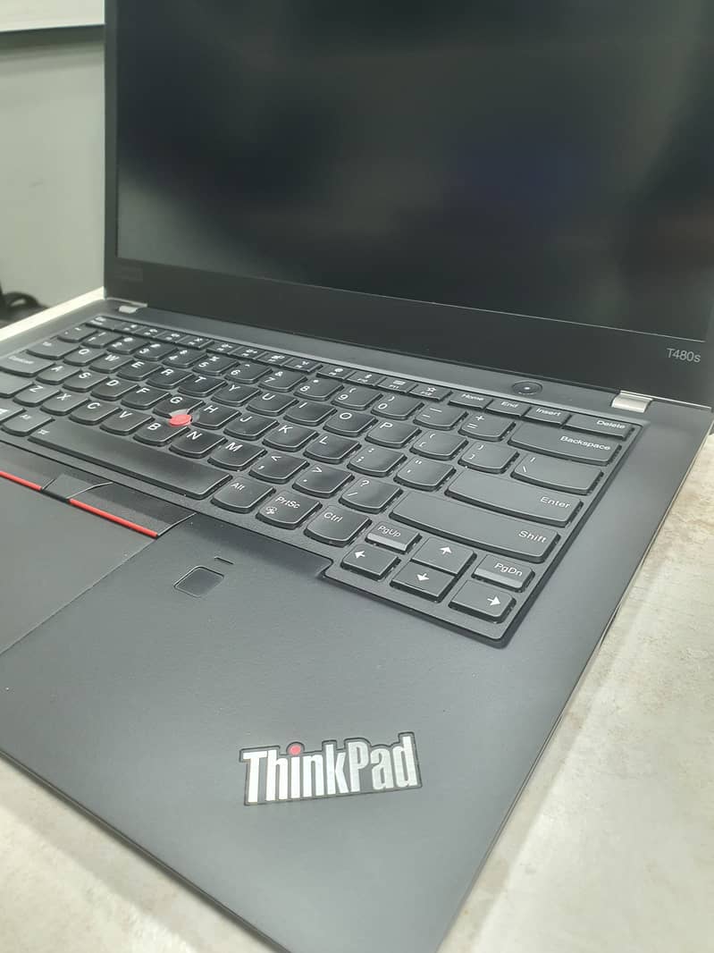 Lenovo T480s Core i5 8th Generation/Laptop for sale/8 GB RAM/256 GB SS 6