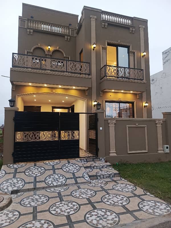 5 Marla House available for sale in Khayaban-e-Amin - Block L if you hurry 0