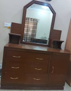 used wooden chest drawer fr sale