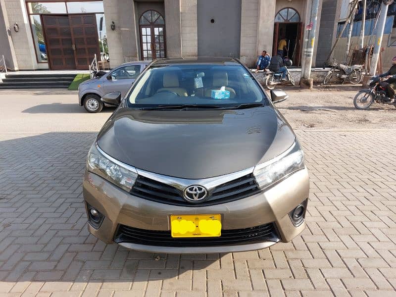 Toyota Corolla Altis 2015 1.6 8