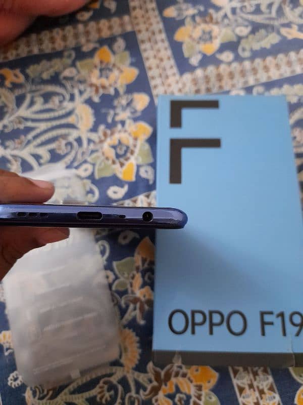 oppo f19 with box 6+6 128 10by10 6