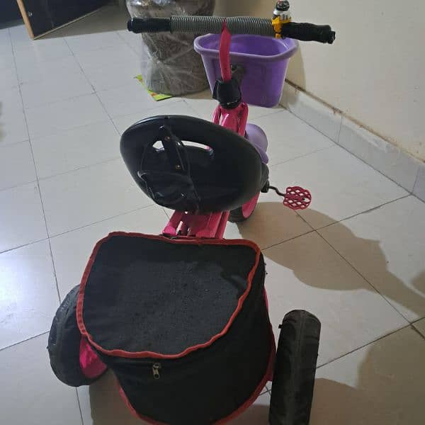 Kid's tricycle for sale 0