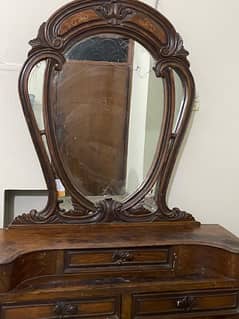 Dressing table