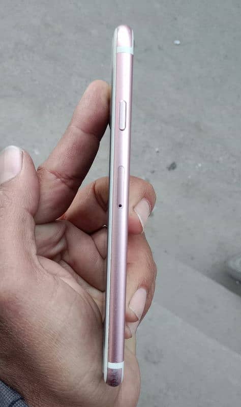 iPhone 6s 128GB 3