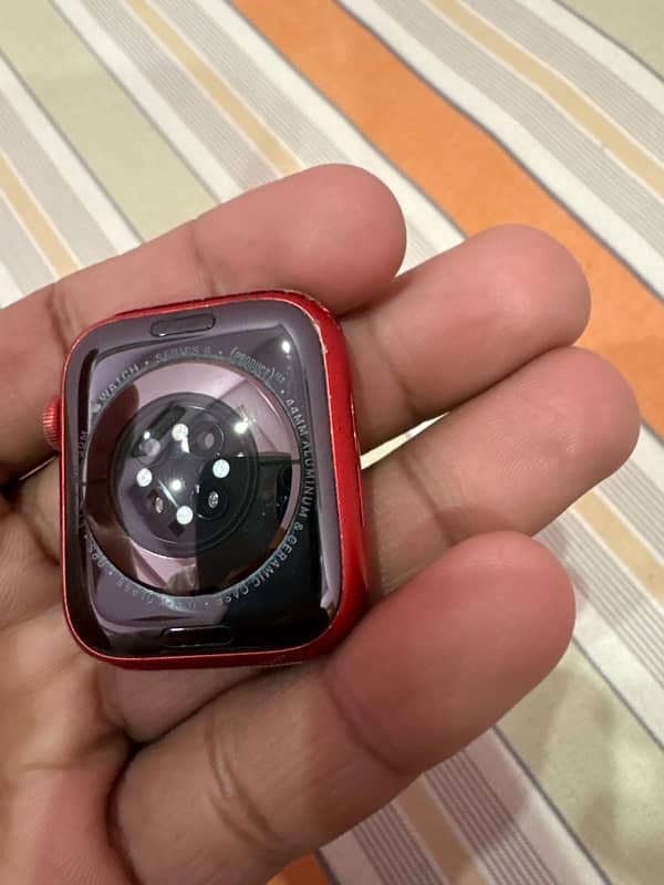 Apple Watches complete repairing available (Display , body , battery) 1