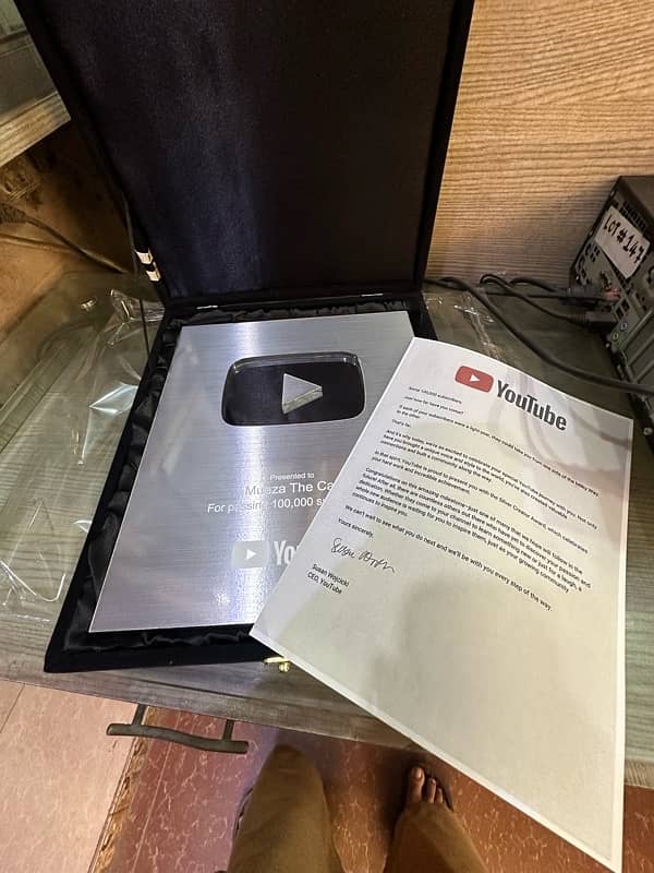 Youtube Play Button 0