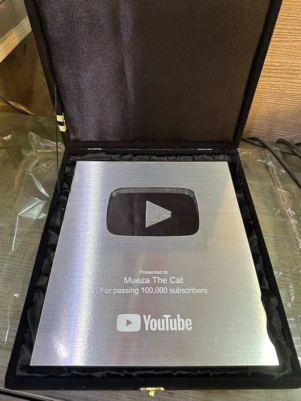 Youtube Play Button 3