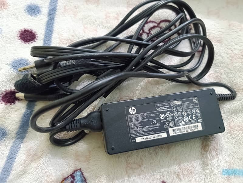 Hp laptop charger available 0