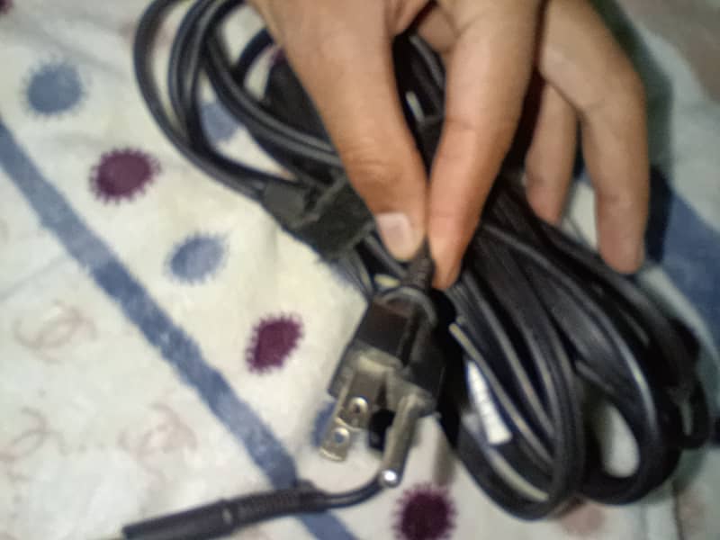 Hp laptop charger available 4