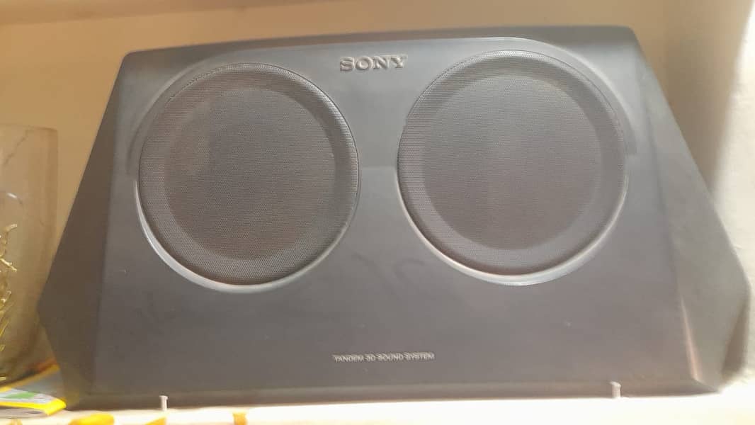 Sony orignal 3D speaker with amplifier and mic 3